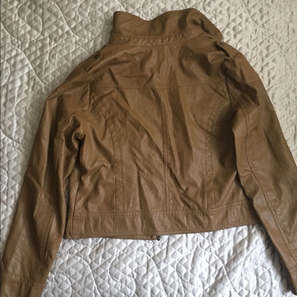 Brown leather jacket - Picture 2 of 2